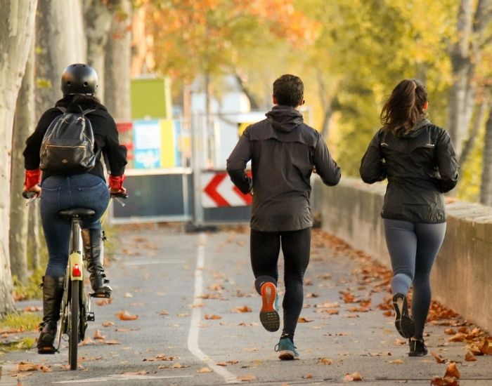 people running and cycling - retirees starting their retirement